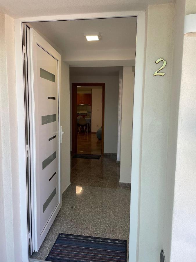 Apartmani Rozi Умаг Экстерьер фото