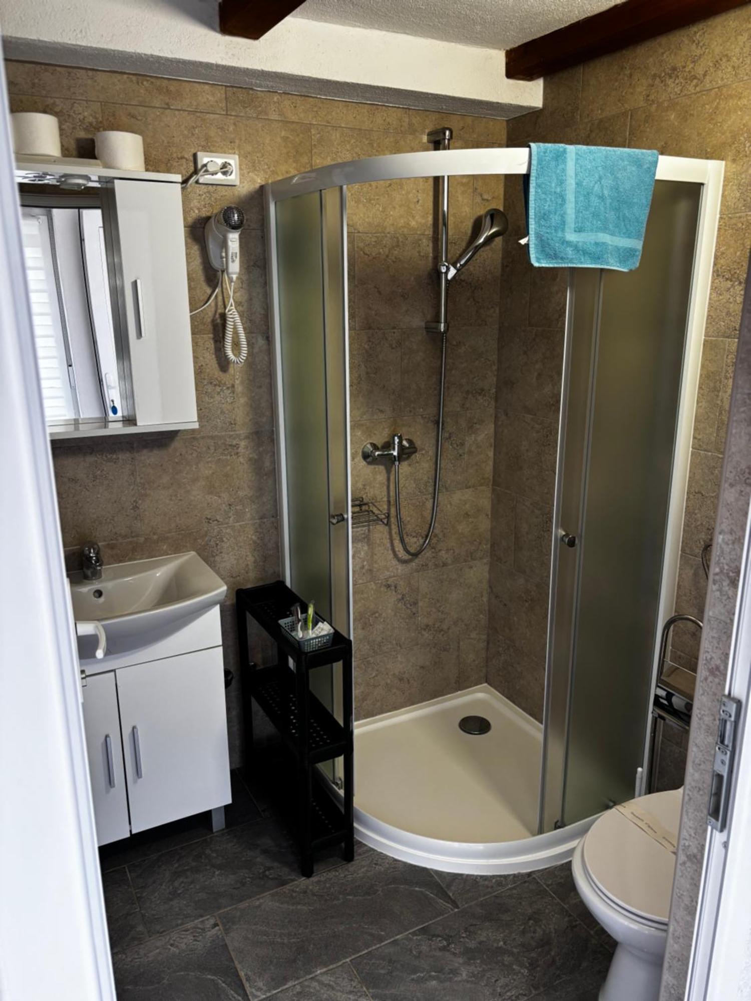 Apartmani Rozi Умаг Экстерьер фото