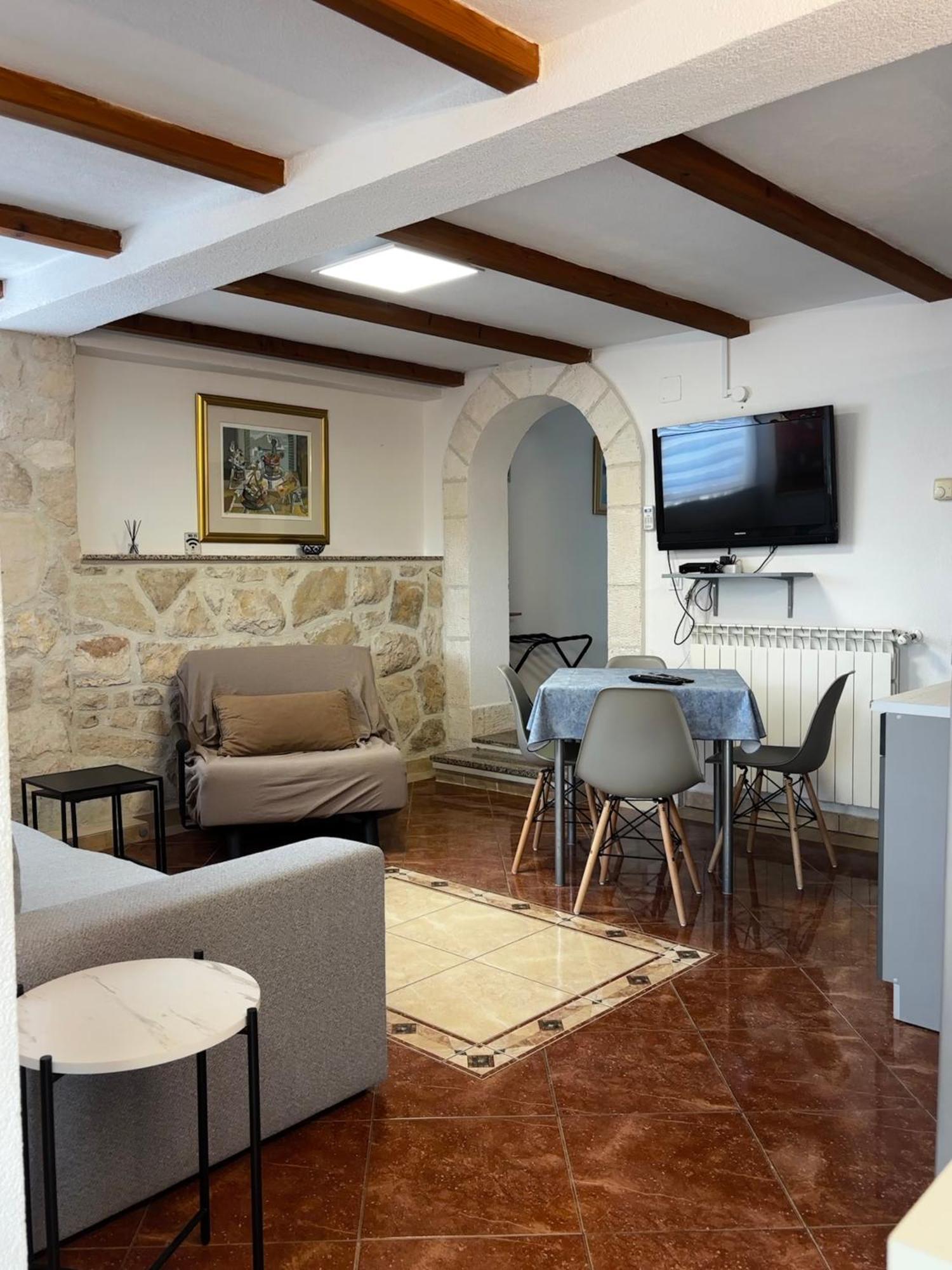Apartmani Rozi Умаг Экстерьер фото